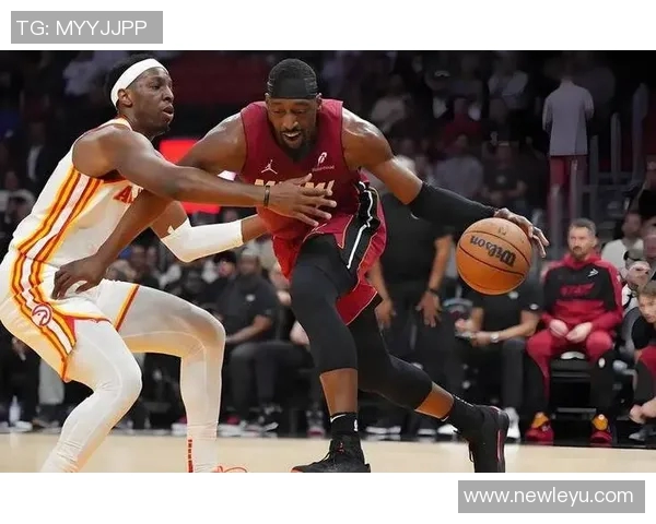 阿德巴约称赞邓罗表现出色防守失误导致对手轻松得分